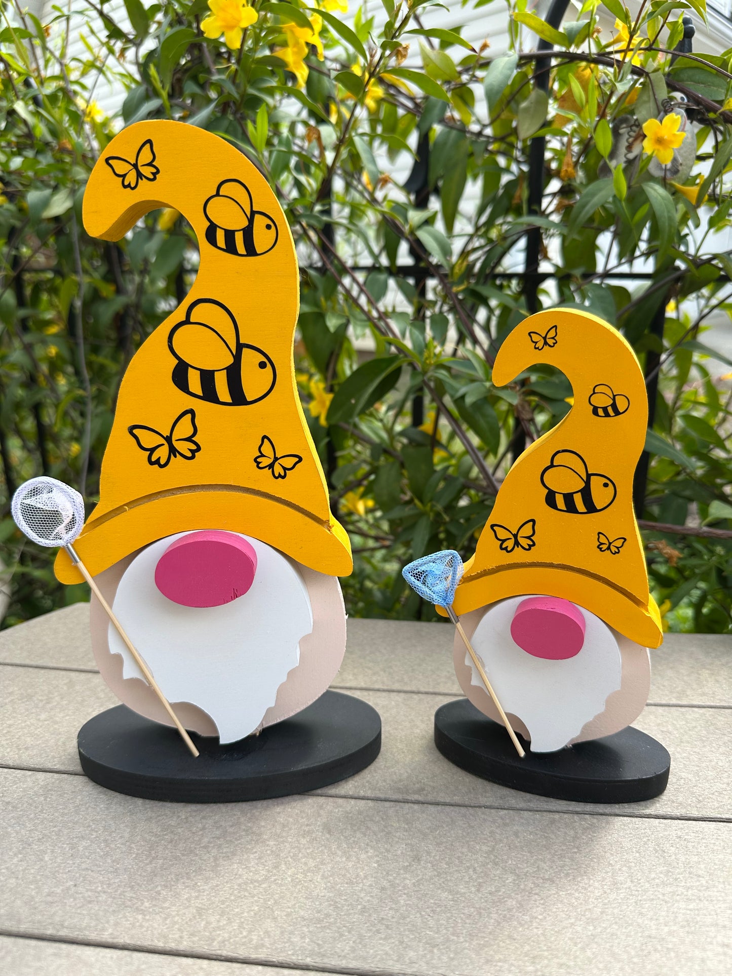 "Buzzby" - June Gnome